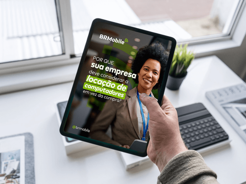 Capa do e-book: Por que sua empresa deve considerar a locação de computadores em vez da compra?